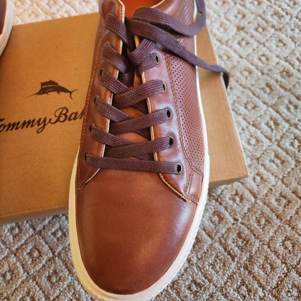 Tommy Bahama Tan Leather Sneakers Casual Low-Top